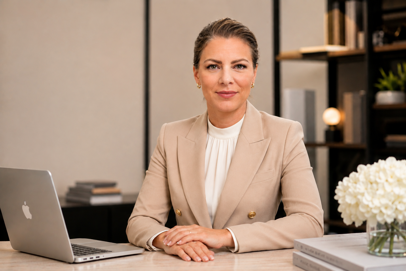 Veronika, a Veronika's AI kreatív marketingese és no-code megvalósítója